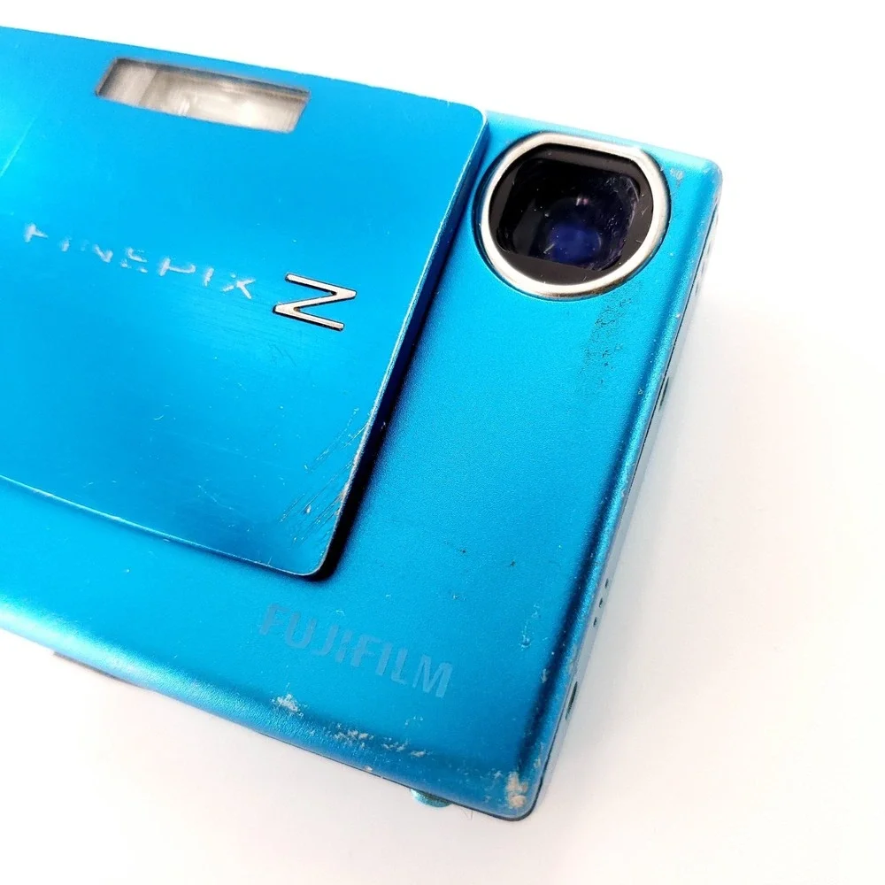 Fujifilm FinePix Z20fd 10MP Digital Camera Blue w/ Battery & Charger Tested
